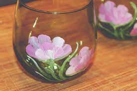 I usually use oil based paint pens to hand letter on old windows on the back side so people can still clean it but prefer to paint with acrylics so if i paint on the front of ,y window with them. Acrylic Paint On Glass How To Make It Last A Lifetime