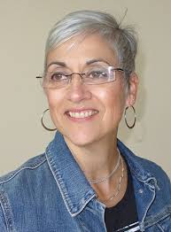 Melanie Coelho's Instagram, Twitter & Facebook