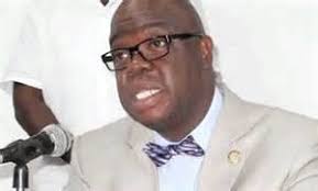 HON. SNOWE'S CALL FOR CBL AUDIT, DILLON DISAGREE