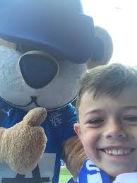 Taylor Smyth (@kiddsmyth)