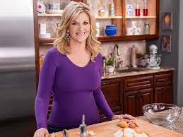 As of june 2018, 126 episodes of the series have aired over eleven seasons. Tag Trisha S Southern Kitchen The Country Daily