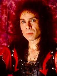 Some people say I'm old ...Some of you call me a lucky bastard 😁 Because  I've seen Ronnie James Dio, real name : (Ronald James Padavona) when I was  20 🤩 It