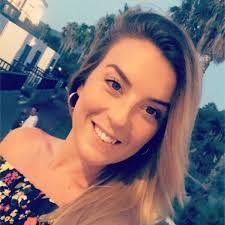 Jessica Oldfield's Instagram, Twitter & Facebook