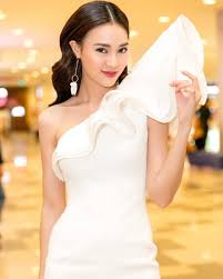 7nu #chiemchungminh #vienetwork lan ngọc nghẹn ngào chia sẻ từng bị ung thư, hari won 7nu #hautruonggameshow #bts #vienetwork lan ngọc hari won cảm xúc chia tay hội chị em chúng. Tiá»ƒu Sá»­ Ninh DÆ°Æ¡ng Lan Ngá»c Sá»± Nghiá»‡p Va Tinh Cáº£m Cá»§a Ná»¯ Diá»…n Vien