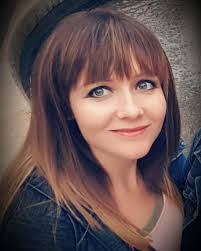 Manuela Walker ist ab dem 28. Mai wieder aus der Babypause zurück 🤗👍 Sie  arbeitet wie gewohnt Dienstag & Freitag und jeden 2ten Samstag 055 410 33  77 #back #hairdresser #sallidu #hair #coiffeur #picoftheday