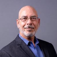 Kim Navarra's Instagram, Twitter & Facebook