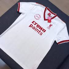 Liverpool football jersey and kit. Vintage Authentic Liverpool Fc 1985 1986 Crown Paints Jersey Vintage Collectibles Vintage Collectibles On Carousell