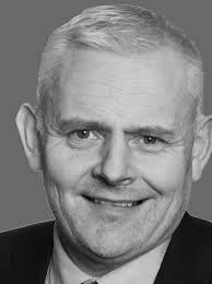 EDUCATING COSMOPOLITAN ARCHITECT THE