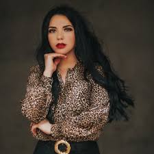 Jade Helliwell~ Artist Spotlight