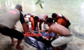 Provider green valley sungai citumang atau sering disebut body rafting sungai citumang pakiran 1 sukamanah terletak di desa bojong,kecamatan parigi,kabupaten pangandaran,jawa barat. Satu Lagi Mayat Wisatawan Tenggelam Di Citumang Pangandaran Ditemukan