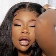 Mia Jaye Name Age & Bio