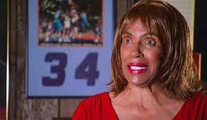 Maureen blumhardt and her husband charles barkley got married in 1989 which is 28 years from now, a long time ago. Charles Barkley Family Wife Daughter Parents Siblings Familytron