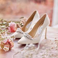 Addio, però, ai petali di stoffa e alle applicazioni floreali in tessuto, adesso sulle fu creato da coco chanel. Scarpe Da Sposa Modello Chanel