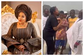 All the latest breaking news on toyin abraham. Toyin Abraham Placates Area Boys Who Tried To Disrupt Her Movie Set Video Fast Top Entertainment Relationship Lifestyle Fashion Web Site