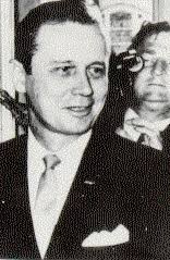 Sam Bowers's Instagram, Twitter & Facebook