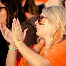 You know what day it is! Show us your 🐪🟧 #WearOrangeWednesday