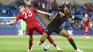 Dit is de poule van oa nederland en turkije. Wrr6tmfdtcykhm