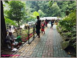 Check spelling or type a new query. Air Terjun Dlundung Trawas Air Terjun Dekat Surabaya
