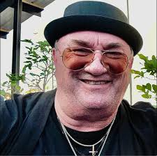 These are photos of family members descended from Frank & Fannie Lynch  through their next-to-the-youngest son, Ira Seaward Lynch (1883-1956) and  then through his daughter, Carol Kathleen Lynch Shuman (1930-2006). Photos  are