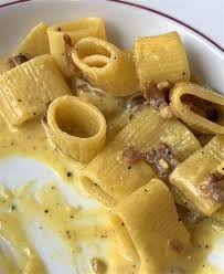 Maybe you would like to learn more about one of these? Foolproof Delicious Fettucini Carbonara Recie Delicious Pasta Carbonara Made From Scratch In The Middle Most Carbonara Pastas Are So Rich That It S Hard To Eat A Whole Bowlful Hrupasapp