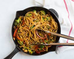 For those of you with. Stir Fry Noodles Fast Healthy Recipe Wellplated Com