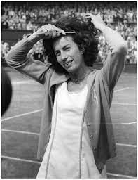 She won three major tennis singles championships and four major . Virginia Wade 1977 C Pleasurephoto Room