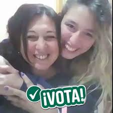 LA FOTO QUE MILEI NUNCA TENDRÁ 🦁👊🏼 Alguien que me mire como Leo a ella.  😍🇦🇷 #messi #cristina #kirchner #milei #argentina