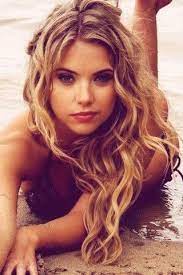 Her hairstylist gave her new cut its own name, and we have to say, miss thing looks fantastic. Pin On Ashley Benson