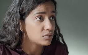 Les étudiants de beau soleil vivent des expériences qui dépassent celle d'un internat ordinaire. Anissa Est Arretee Un Si Grand Soleil En Avance Du Vendredi 11 Septembre 2020 Episode 480