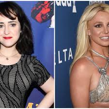 She rose to prominence as a child for playing the role of natalie hillard in the fi. Mara Wilson Exclusive Interviews Pictures More Entertainment Tonight