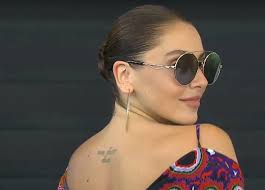 Konu ne olursa olsun ben iktidarın duymak istediklerini yazacak yazar değilim. Hadise Nin O Dovmeleri Ne Anlama Geliyor