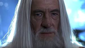 Tänään tv:ssä: Supersuositussa fantasiaelokuvassa ihmisten maailma uhkaa  sortua