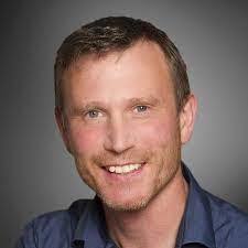 Kenneth Collison's Instagram, Twitter & Facebook