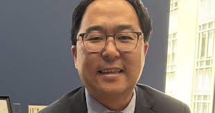 No-one has time for a cover your ass situation': Kim seeks to serve  constituents across parties