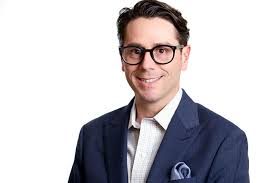 Broken Handoff: Saving Your Assets: Michael Gorton, Darien George, Seth  Gordon: 9781612542898: Amazon.com: Books