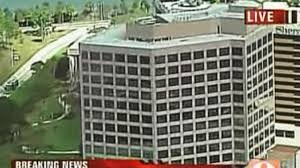 Er soll in dem hochhaus um sich geschossen haben. Florida Schiesserei In Hochhaus In Orlando Welt News