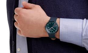 WHERE THE HEART IS – voluptuous women