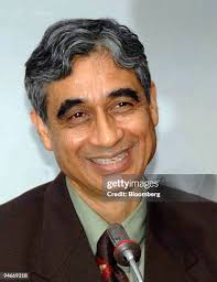 23 Santosh Bhatt Photos & High Res Pictures