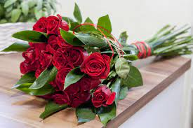 But since the group by trick is applied to an unordered table, it is not sure which is the first post_date encountered. How To Impress With Immaculate First Date Flowers