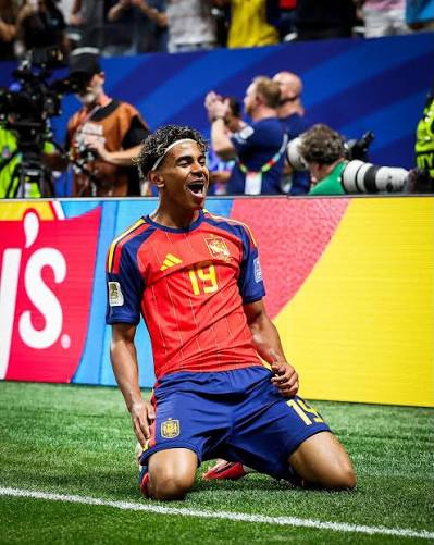 title Lamine Yamal stepped up for Spain when they needed him most 🤩 The teenager has scored Spain's first goal of World Cup 2026 🔥 🇪🇸 Yamal needed just ten minutes to