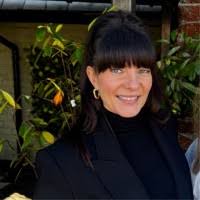 40+ "Lisa Farrelly" profiles