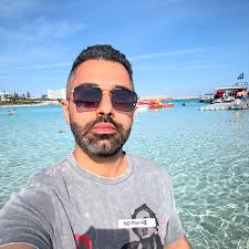 Hello Cyprus 🇨🇾 see you all tomorrow (Sunday) at the @thecastleclub happy  holidays 🥳❤️ @steve_levi @starz.records #stevelevi #benjaminfr #ayianapa  #melodictechno #afrohouse