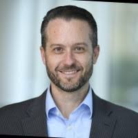 100+ perfiles de «The Garret»