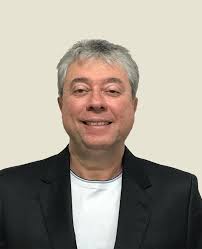 Dr. Eumar Luiz Almeida de Britto