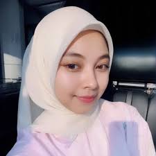 Emang boleh saat suami kita selingkuh kita balas dengan hal serupa? Lagian  aku juga dapat bnyak perhatian dari lawan jenis ngga sekedar care mereka  juga lebih mengerti aku dibandingkan suami?