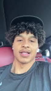 Seth Bayless's Instagram, Twitter & Facebook