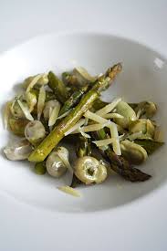 Les recettes sans viande sont variées et savoureuses et peuvent souvent être qualifiées de recettes. Poelee D Asperges Vertes Et De Feves Recette Vegetarienne