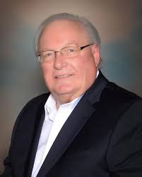 Find Realtors & Real Estate Agents in 54928