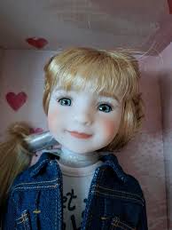 Ruby Red Fashion Friends Puppe Sara neu in Dresden