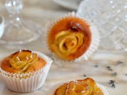 Sfornate e fate raffreddare del tutto prima di. Muffin Soffici All Acqua Senza Burro Con Rose Di Mele